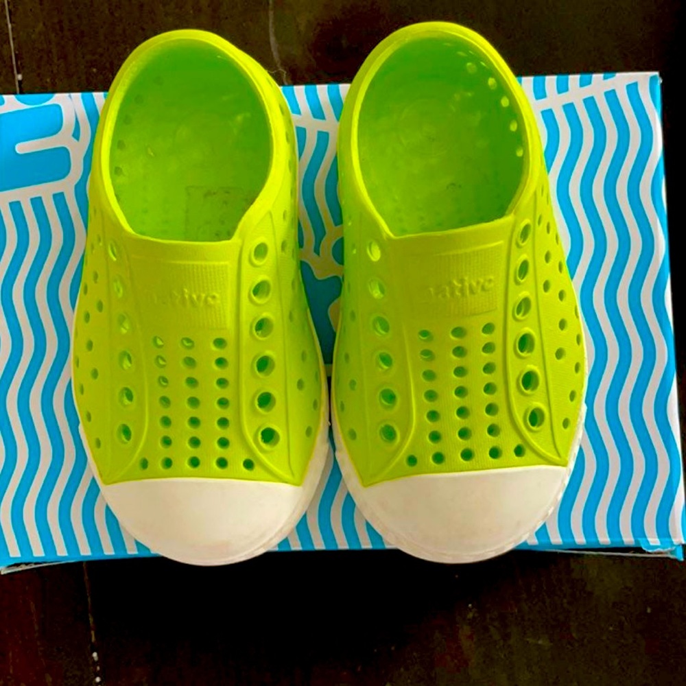 Native - Toddler size 5